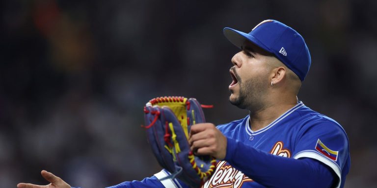 noticia-mlb-La-reunion-de-hora-y-media-y-el-relevo-cuchillo-