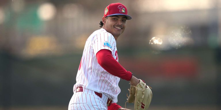 noticia-mlb-Luzardo-listo-para-ayudar-a-Venezuela-en-el-Clasic