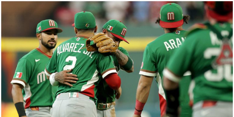 noticia-mlb-Por-fin-Mexico-inicio-un-Clasico-con-un-triunfo