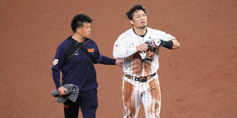noticia-mlb-Suzuki-sale-cojeando-del-juego-vs