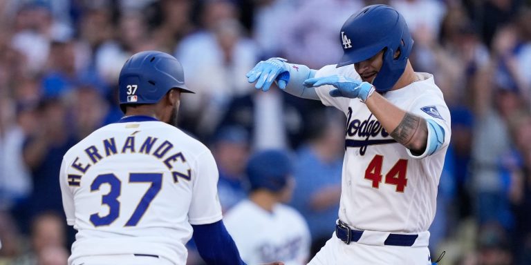 noticia-mlb-Tablazo-de-Pages-guia-triunfo-de-Dodgers-sobre-D-b