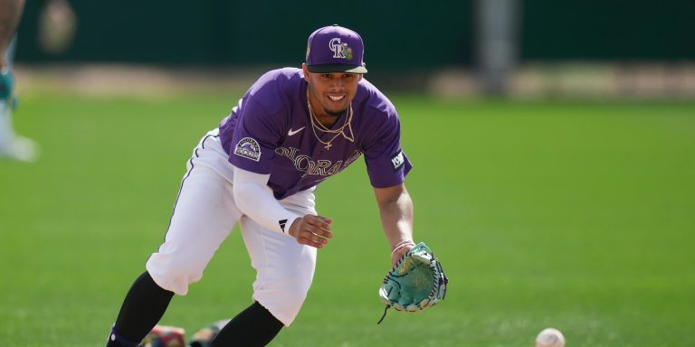 noticia-mlb-Tovar-hara-una-gran-donacion-por-cada-doble-que-de