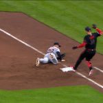 De-La-Cruz-anota-por-un-error-en-el-7mo-24042026