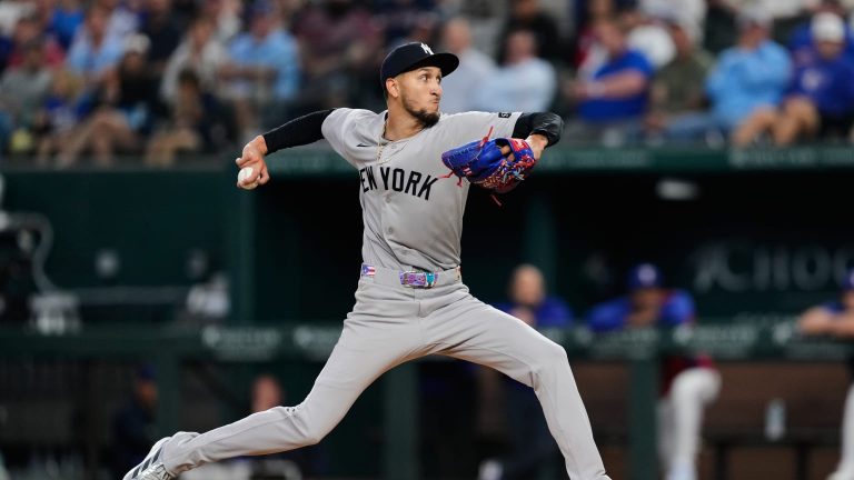 Elmer-Rodriguez-poncha-a-3-en-su-debut-en-MLB-290
