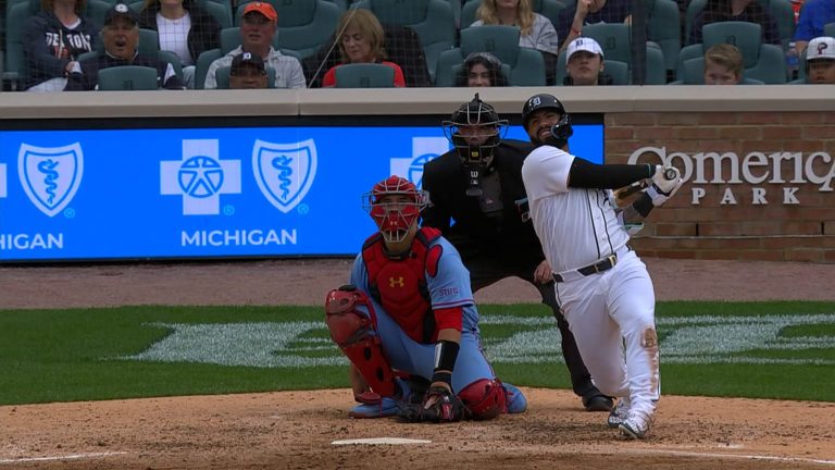 Gleyber-Torres-suelta-jonron-solitario-en-el-7mo-