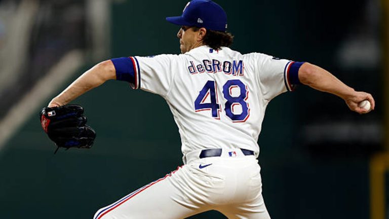 Jacob-deGrom-lanza-6-solidas-entradas-28042026