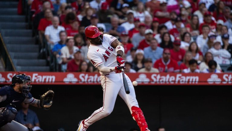 Soler-detona-HR-de-dos-carreras-en-la-1era-070420