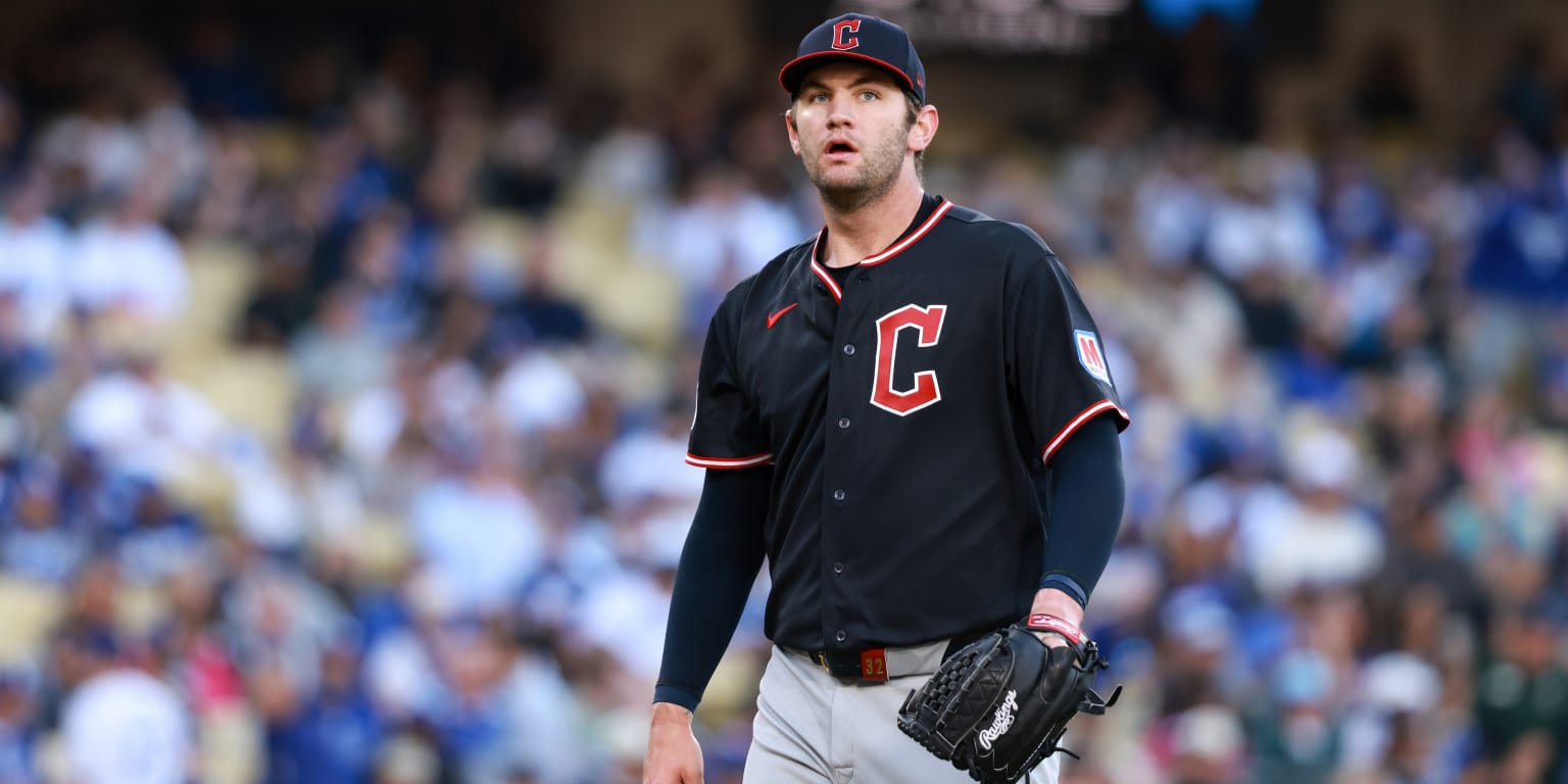 noticia-mlb-Arias-J-Ram-la-botan-y-ayudan-a-Guardianes-a-llev