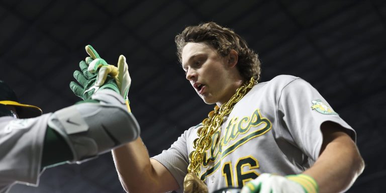 noticia-mlb-Atleticos-hacen-historia-con-tres-bambinazos-en-la