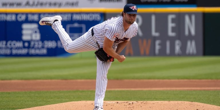 noticia-mlb-Con-nueva-salida-de-rehabilitacion-Cole-da-un-gra