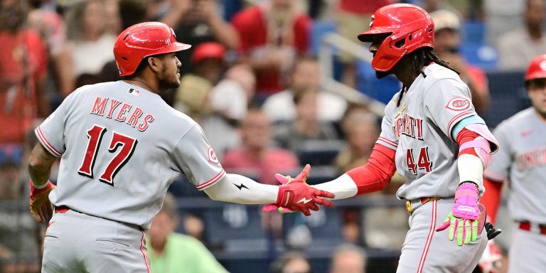 noticia-mlb-Elly-2-HR-lidera-la-ofensiva-de-los-Rojos-en-pal