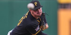 noticia-mlb-Festival-ofensivo-en-el-Dia-de-Skenes-Piratas-est
