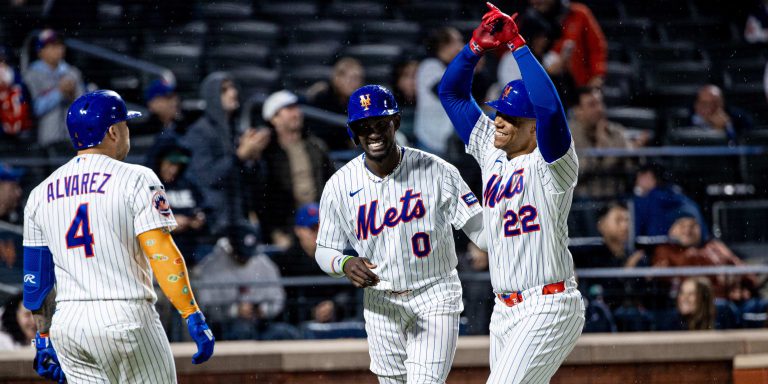 noticia-mlb-Gran-ataque-con-HR-de-Soto-y-Bichette-impulsa-a-