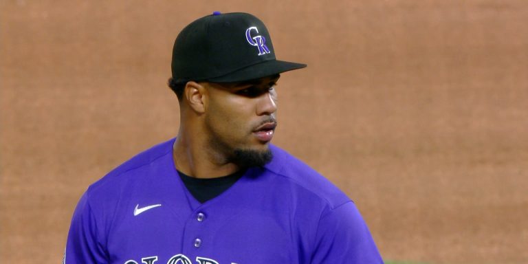 noticia-mlb-Hill-frena-a-Dodgers-en-momento-clave-y-asegura-vi