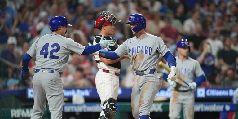 noticia-mlb-Hoerner-guia-a-los-Cachorros-al-triunfo-con-noche-
