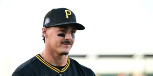 noticia-mlb-Llego-la-hora-Piratas-suben-al-mega-prospecto-Konn