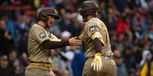 noticia-mlb-Machado-Merrill-la-botan-y-Padres-remontan-para-v