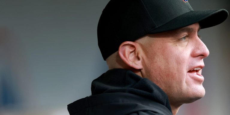 noticia-mlb-Mendoza-No-ha-hablado-con-Cohen-ni-Stearns-sobre-