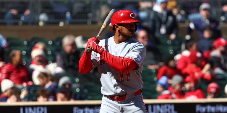 noticia-mlb-Myers-corona-remontada-de-Rojos-con-hit-productor-