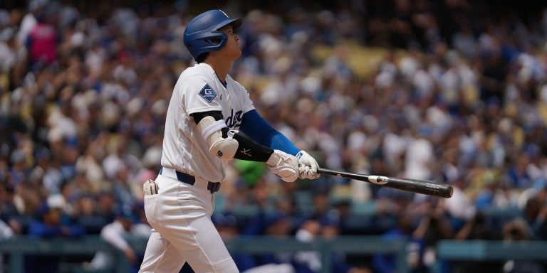 noticia-mlb-Ohtani-conecta-HR-en-el-1er-pitcheo-ante-deGrom-y-