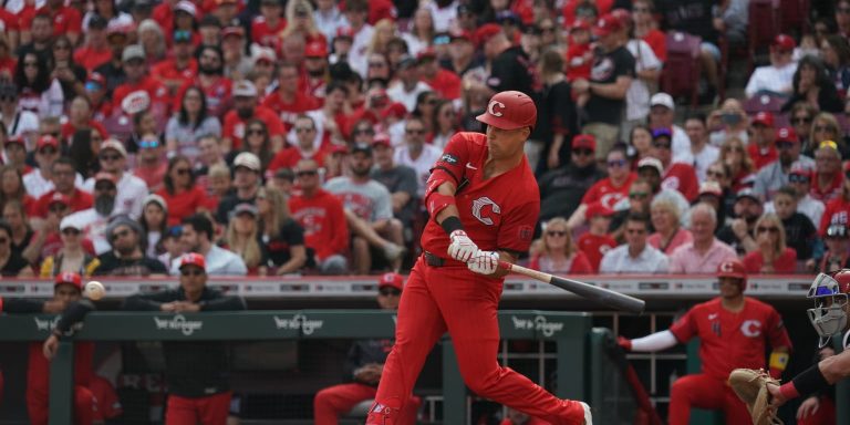 noticia-mlb-Rojos-deslumbran-en-sus-nuevos-City-Connect-y-co