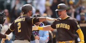 noticia-mlb-Sheets-se-viste-de-heroe-y-Miller-mantiene-intacta