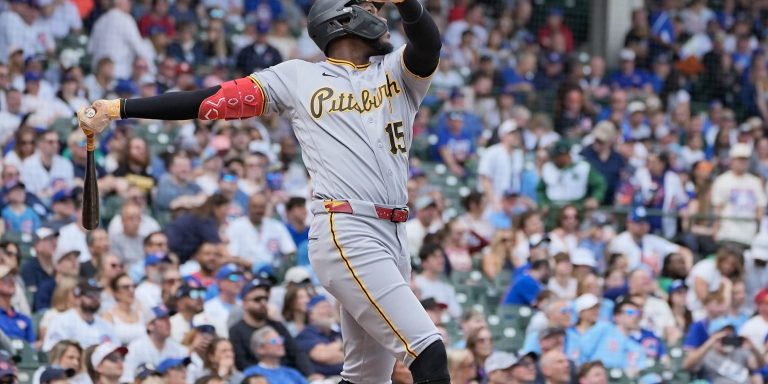 noticia-mlb-Sigue-encendido-al-bate-Oneil-Cruz-quien-amplio-s