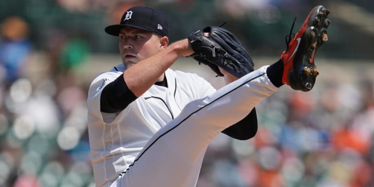 noticia-mlb-Tigres-rescatan-a-Skubal-de-la-derrota-con-walk-of