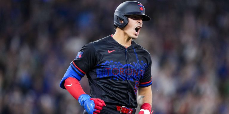 noticia-mlb-Valenzuela-conecta-su-primer-jonron-en-G.L