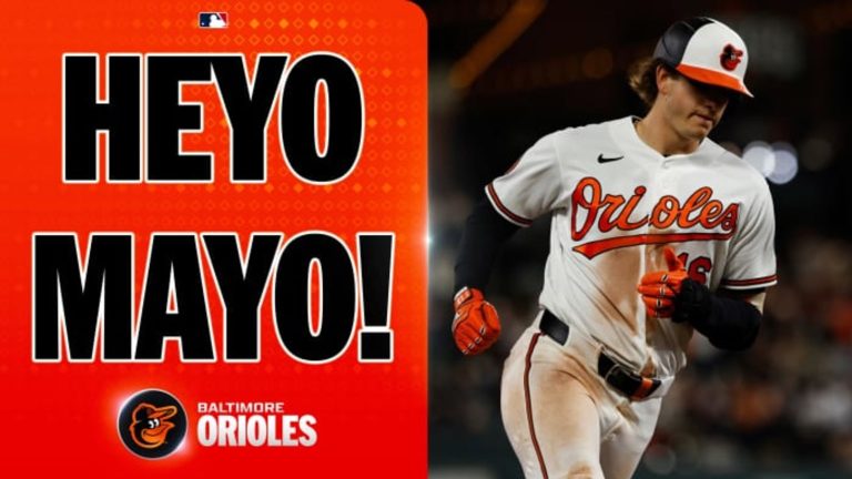 Coby-Mayo-da-la-ventaja-con-un-jonron-de-3-carrera