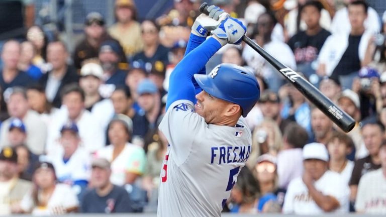 Freddie-Freeman-castiga-a-los-Padres-con-dos-jonro