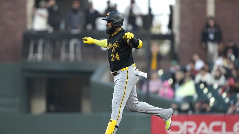Marcell-Ozuna-llega-a-los-300-jonrones-de-por-vida