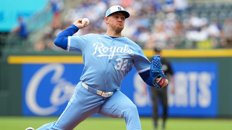 Stephen-Kolek-lanza-un-blanqueo-de-juego-completo-