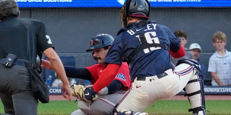 noticia-mlb-Asistencia-clave-de-Martinez-impulsa-victoria-de-C