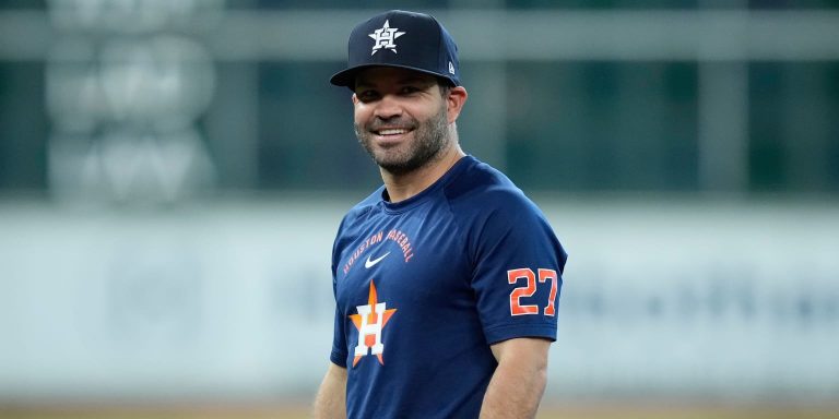 noticia-mlb-Aun-sin-fecha-de-regreso-Altuve-viaja-a-Florida-p
