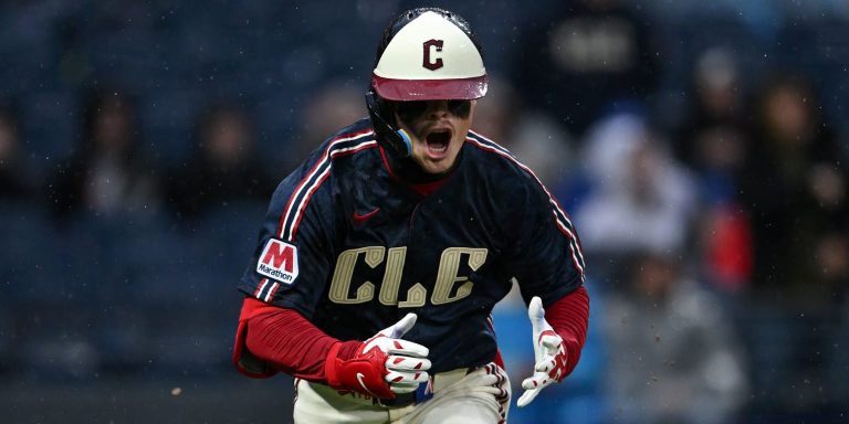 noticia-mlb-Bazzana-dispara-su-primer-bambinazo-en-Grandes-Lig