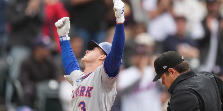 noticia-mlb-Benge-brilla-con-el-bate-y-el-guante-y-los-Mets-su