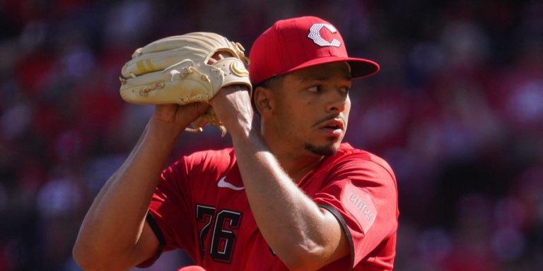 noticia-mlb-Chase-Burns-enfria-a-los-Astros-y-los-Rojos-frenan