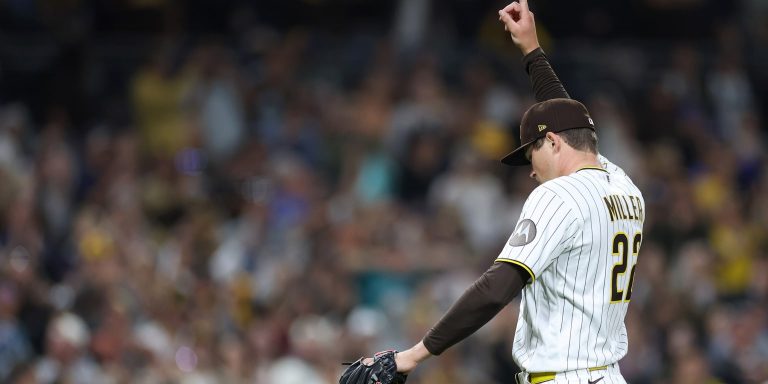 noticia-mlb-De-otra-galaxia-Mason-Miller-estrena-un-nuevo-pitc