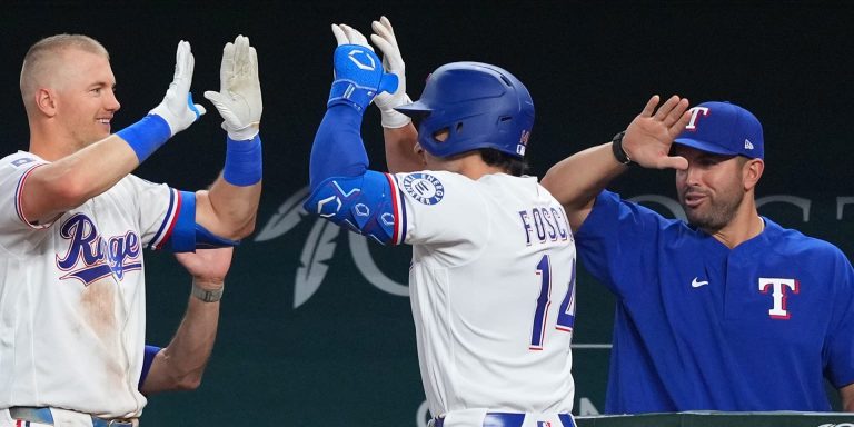noticia-mlb-Foscue-conecta-su-1er-HR-en-MLB-en-blanqueada-de-R
