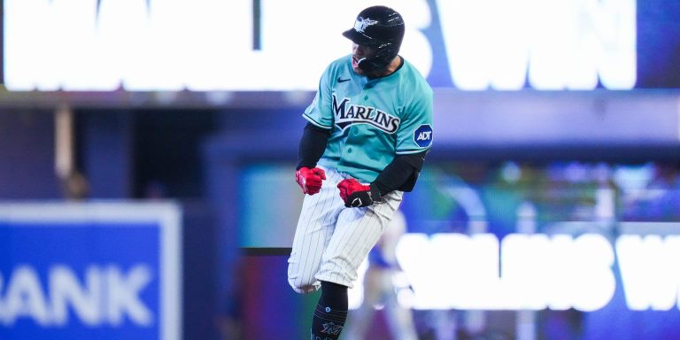 noticia-mlb-Gran-manera-barrer-Grand-slam-de-oro-de-Hernandez-