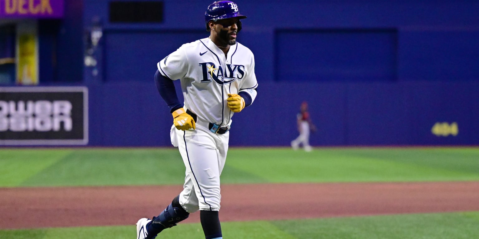 noticia-mlb-Impulsados-por-Yandy-los-poderosos-Rays-logran-su