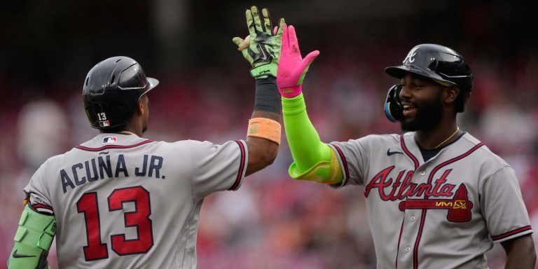 noticia-mlb-Jonron-de-Acuna-y-tres-remolcadas-de-Harris-le-dan