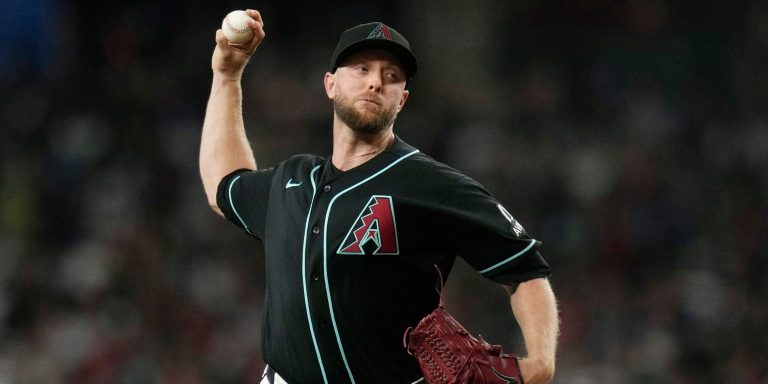 noticia-mlb-Kelly-lanza-una-joya-vs