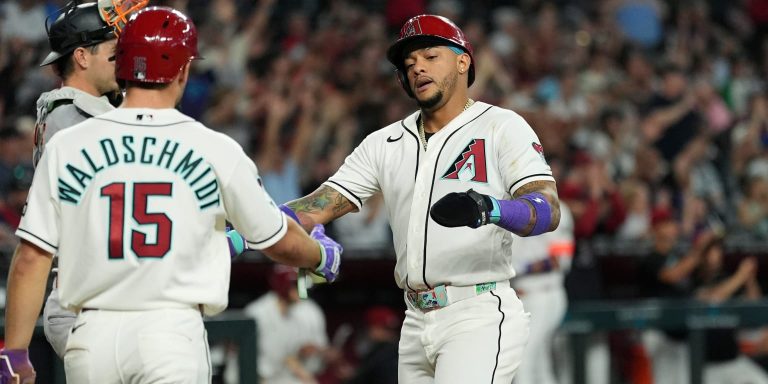 noticia-mlb-Marte-sigue-en-fuego-y-los-D-backs-sacan-las-escob