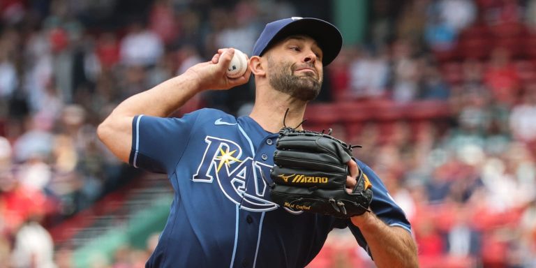 noticia-mlb-Martinez-continua-dominante-con-joya-y-guia-a-los-