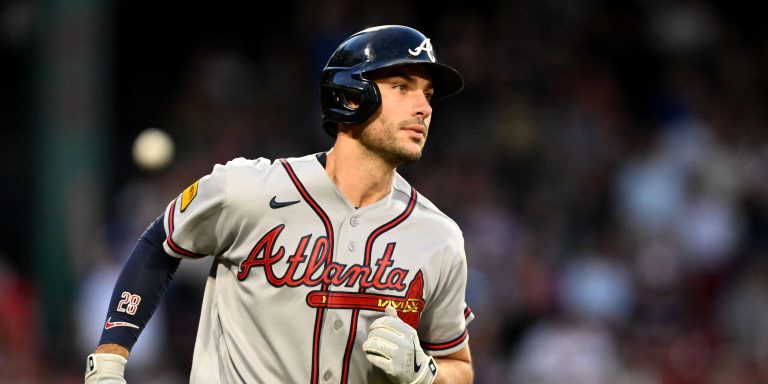 noticia-mlb-Olson-HR-y-Harris-4-hits-impulsaron-a-los-punt