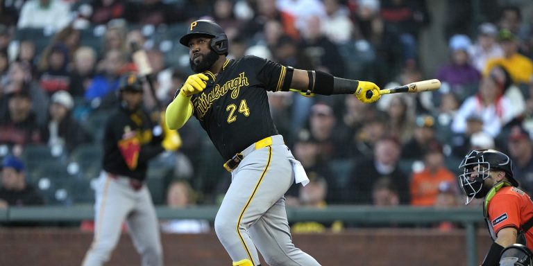 noticia-mlb-Ozuna-fija-su-proxima-meta-tras-unirse-al-club-de-