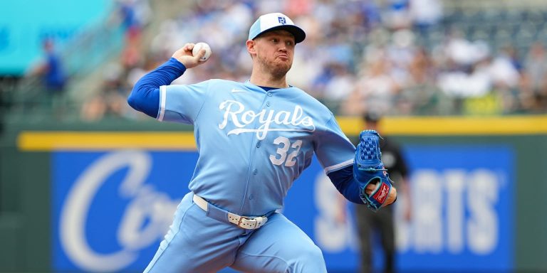 noticia-mlb-Reales-frenan-racha-de-cinco-derrotas-con-una-verd