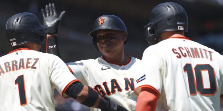 noticia-mlb-Repitieron-la-dosis-Grand-slam-de-Devers-guia-a-G
